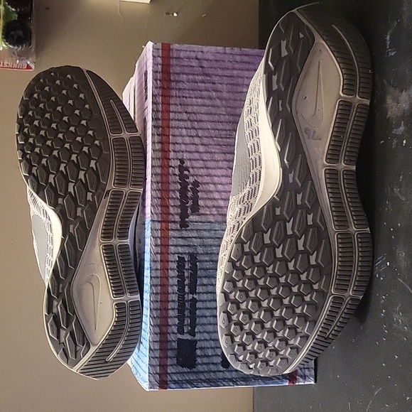 Nike Air Zoom Pegasus - Picture 3 of 3